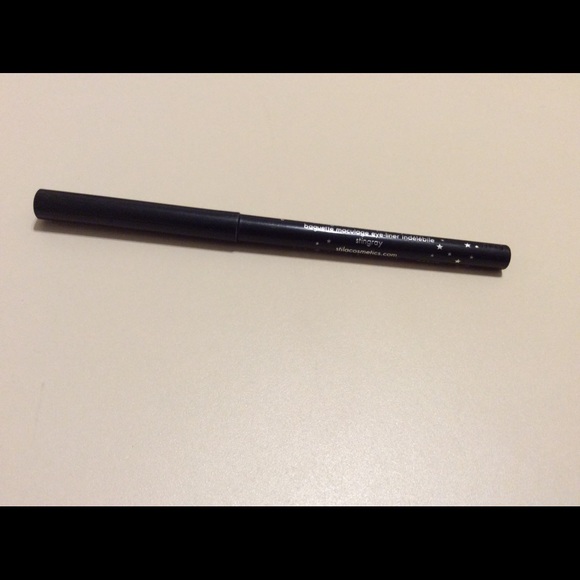 Black Stila Smudgestick Eyeliner in Stingray - Picture 2 of 3
